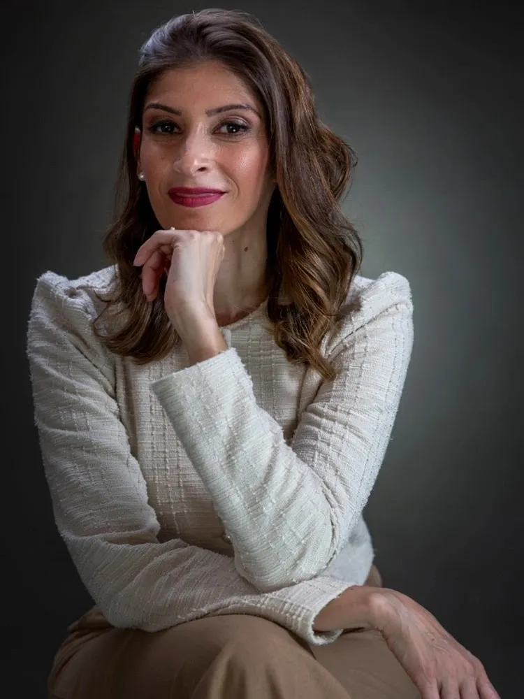 Dra. Vânia Antunes - Especialista em Direito de Família